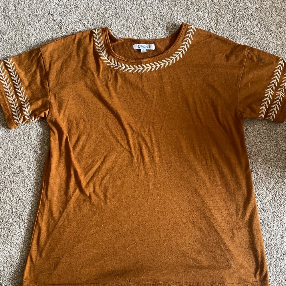 Saving Paige size S Burnt orange shirt